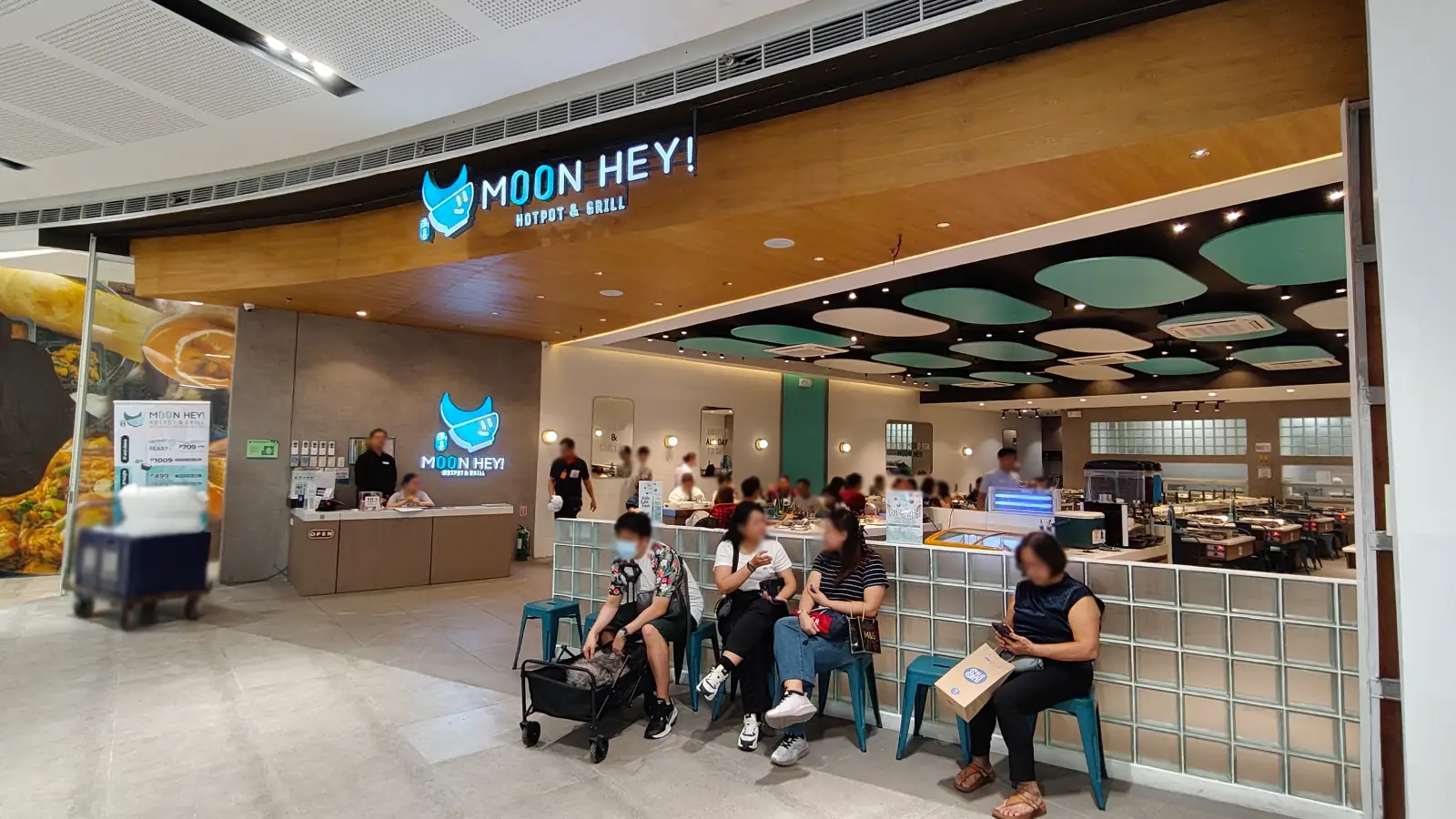 MOON HEY! HOTPOT & GRILL in SM City North EDSA